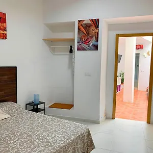 Citycenter Bajo Apartamento Nerja